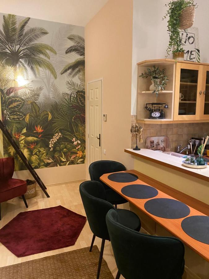 Jungle Story Apartment By Millenaris Park With Free Parking บูดาเปสต์ ภายนอก รูปภาพ